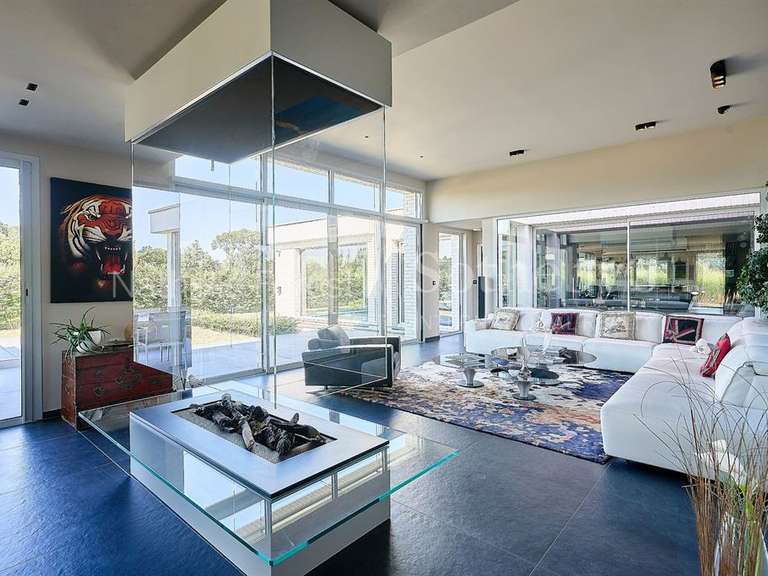 Maison Mérignies - 4 chambres - 283m²