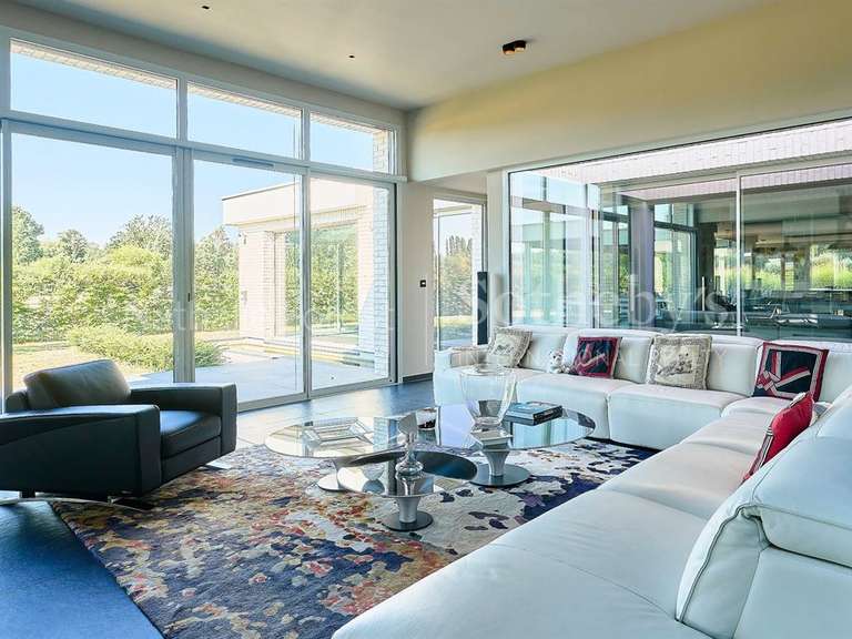 Maison Mérignies - 4 chambres - 283m²