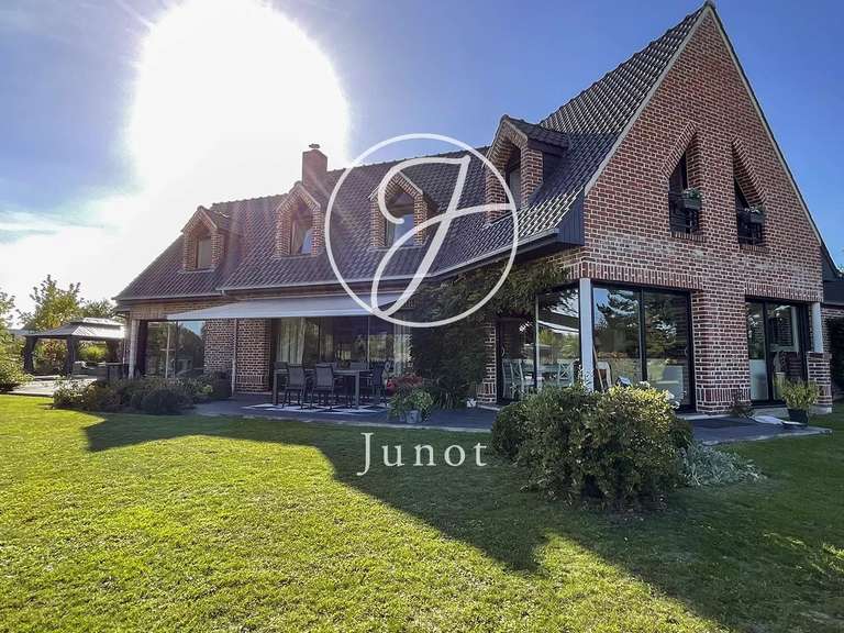 Maison Mérignies - 5 chambres - 289m²