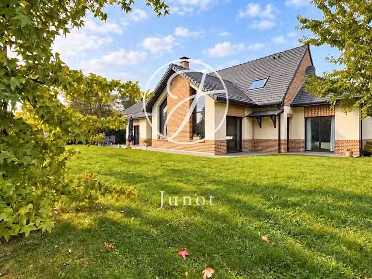 Maison Mérignies - 5 chambres - 229m²