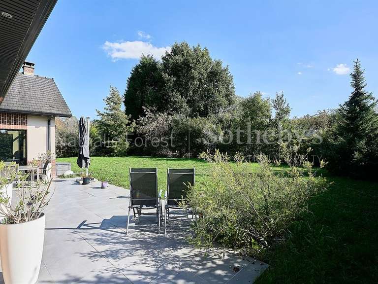 Maison Mérignies - 5 chambres - 220m²