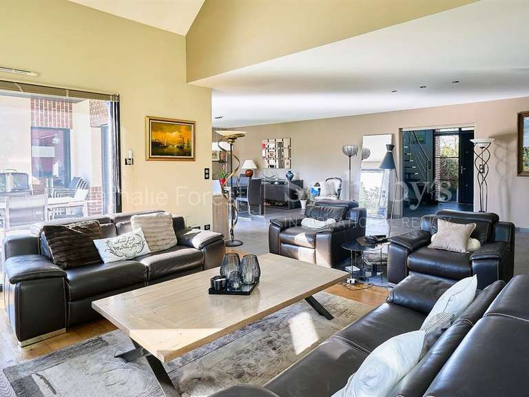 Maison Mérignies - 5 chambres - 220m²