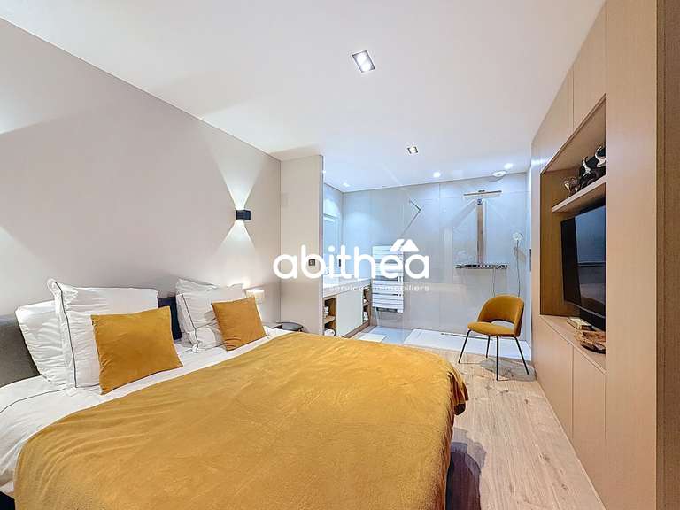 Villa Mérignies - 6 bedrooms - 388m²