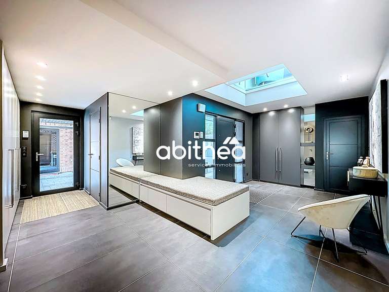 Villa Mérignies - 6 chambres - 388m²