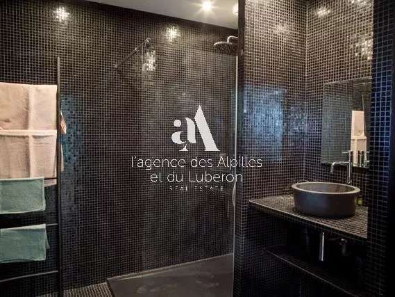 House Mérindol - 5 bedrooms - 13000m²