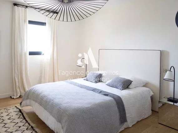 House Mérindol - 5 bedrooms - 13000m²