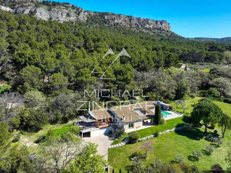 Maison Mérindol - 4 chambres - 210m²