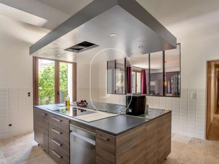 Maison Mérindol-les-Oliviers - 6 chambres - 380m²