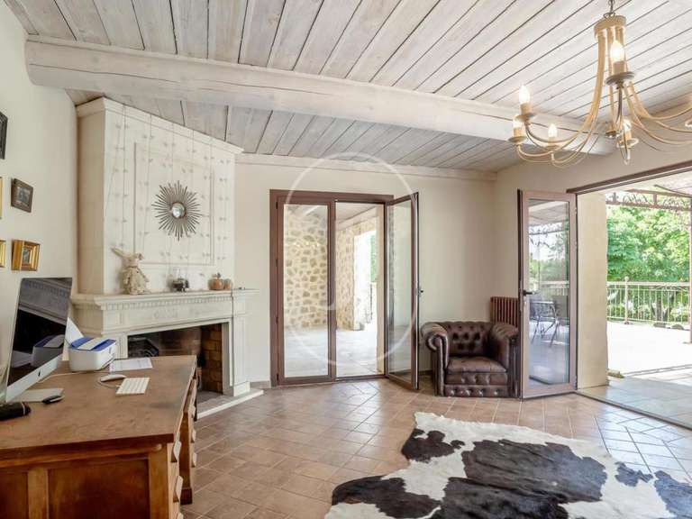 Maison Mérindol-les-Oliviers - 6 chambres - 380m²