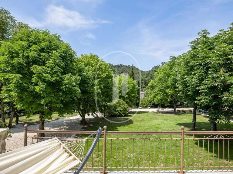 Maison Mérindol-les-Oliviers - 6 chambres - 380m²