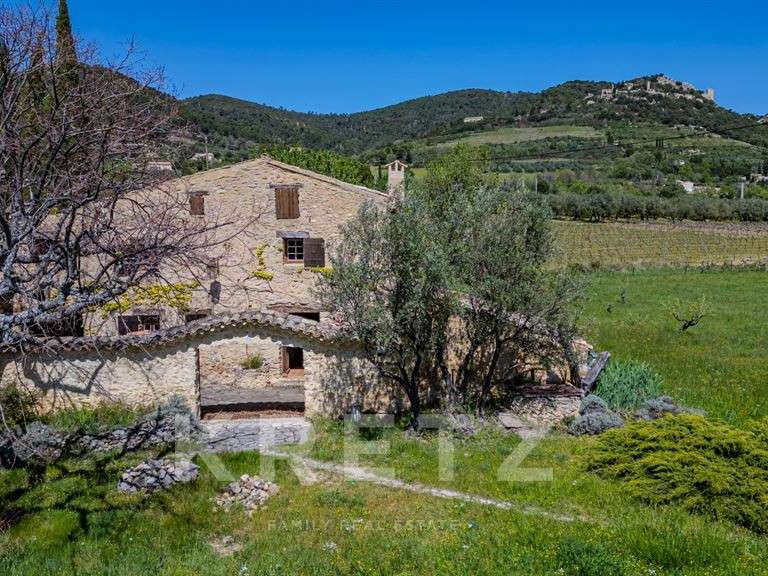 Maison Mérindol-les-Oliviers - 5 chambres - 208m²