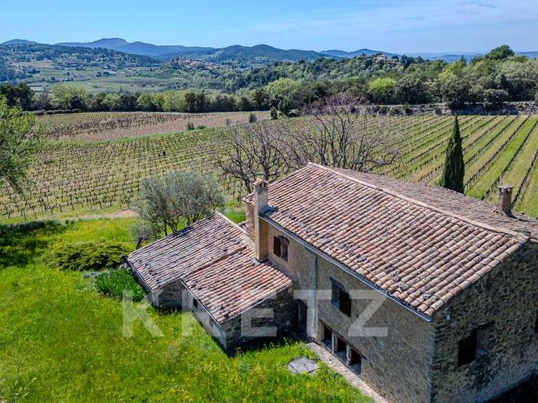 Maison Mérindol-les-Oliviers - 5 chambres - 208m²