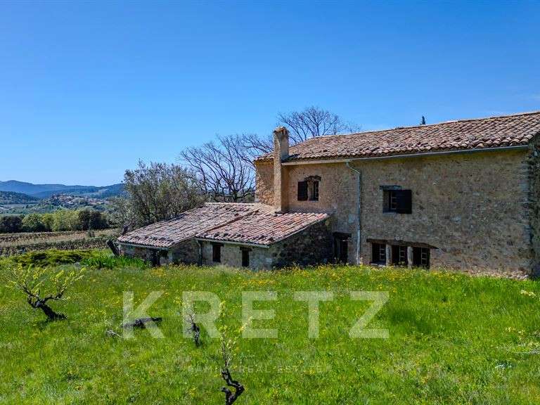 Maison Mérindol-les-Oliviers - 5 chambres - 208m²