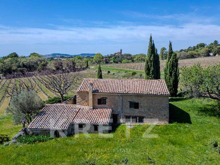 Maison Mérindol-les-Oliviers - 5 chambres - 208m²