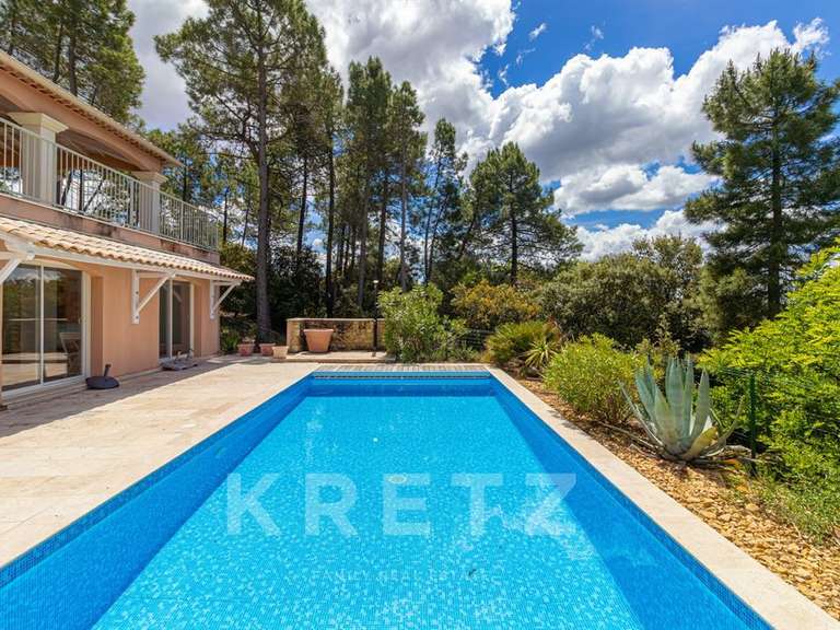 Maison Mérindol-les-Oliviers - 4 chambres - 224m²