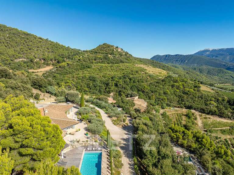Maison Mérindol-les-Oliviers - 4 chambres - 228m²