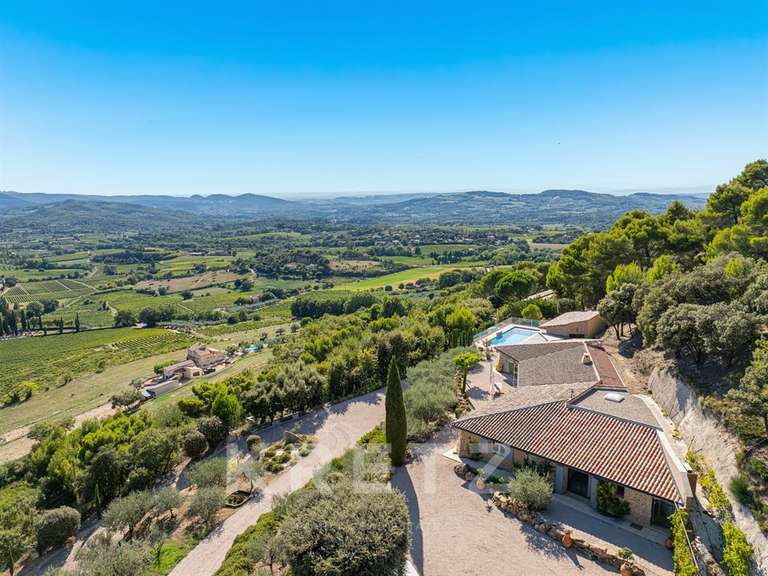 Maison Mérindol-les-Oliviers - 4 chambres - 228m²