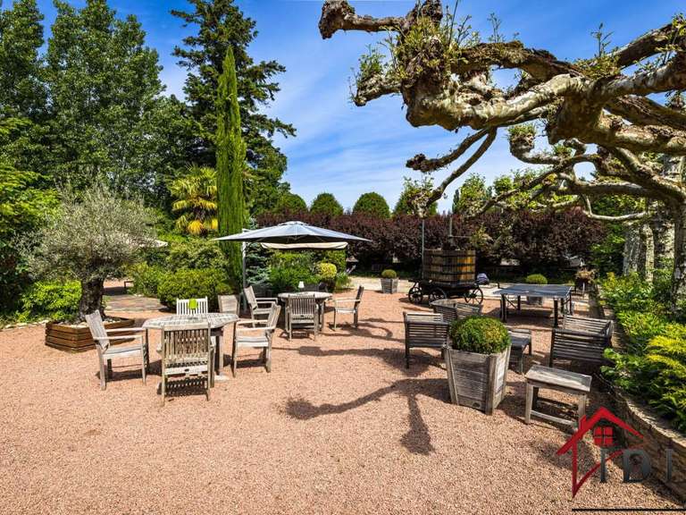 Maison Mervans - 13 chambres - 460m²