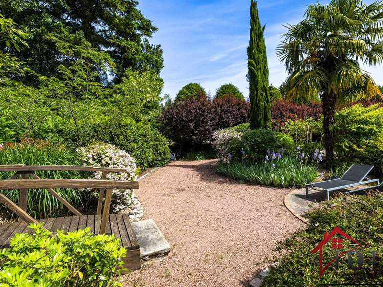 Maison Mervans - 13 chambres - 460m²