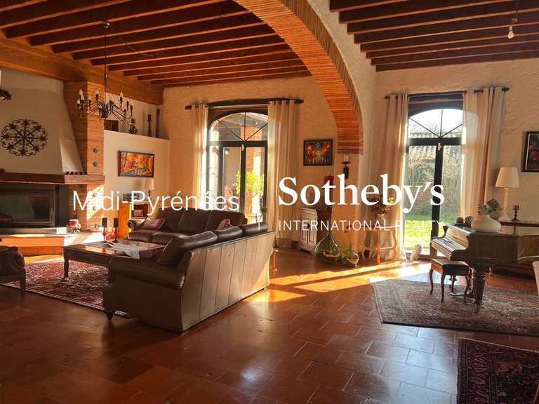 Maison Merville - 7 chambres - 498m²