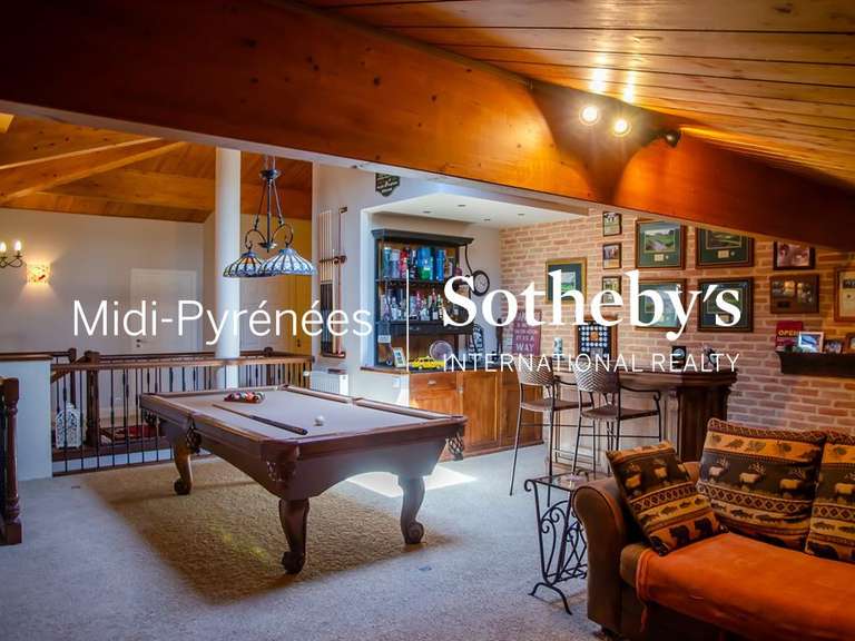 Maison Merville - 7 chambres - 498m²