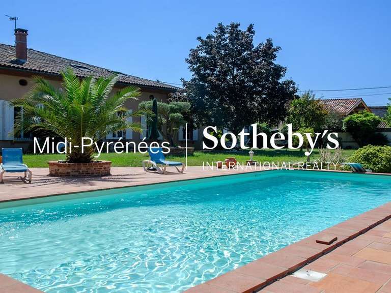 Maison Merville - 7 chambres - 498m²