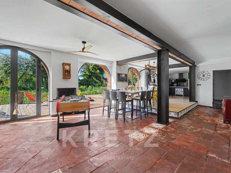 Maison Merville - 9 chambres - 390m²