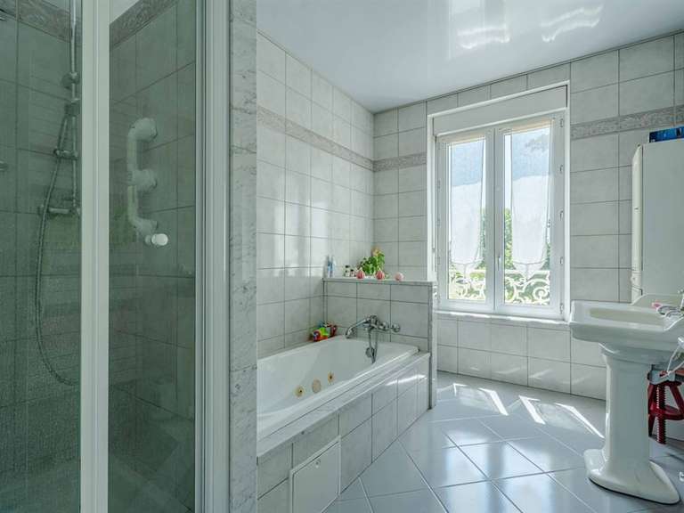 Maison Merville-Franceville-Plage - 7 chambres - 367m²