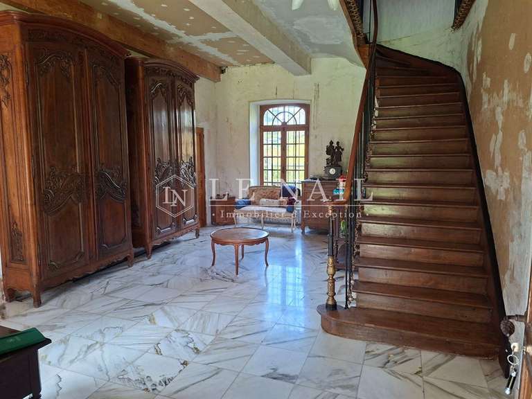 Maison Méry-sur-Seine - 6 chambres - 341m²