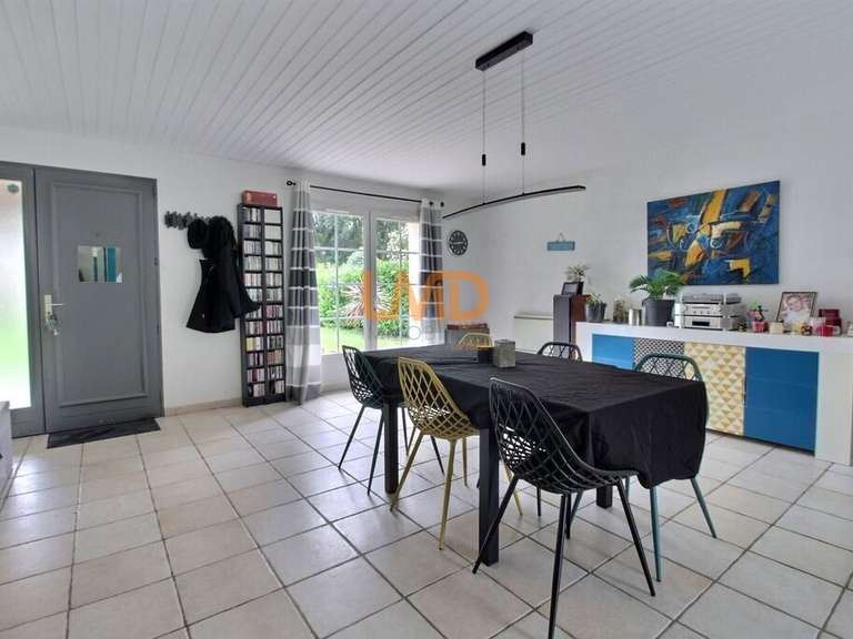 Maison Meschers-sur-Gironde - 5 chambres - 199m²