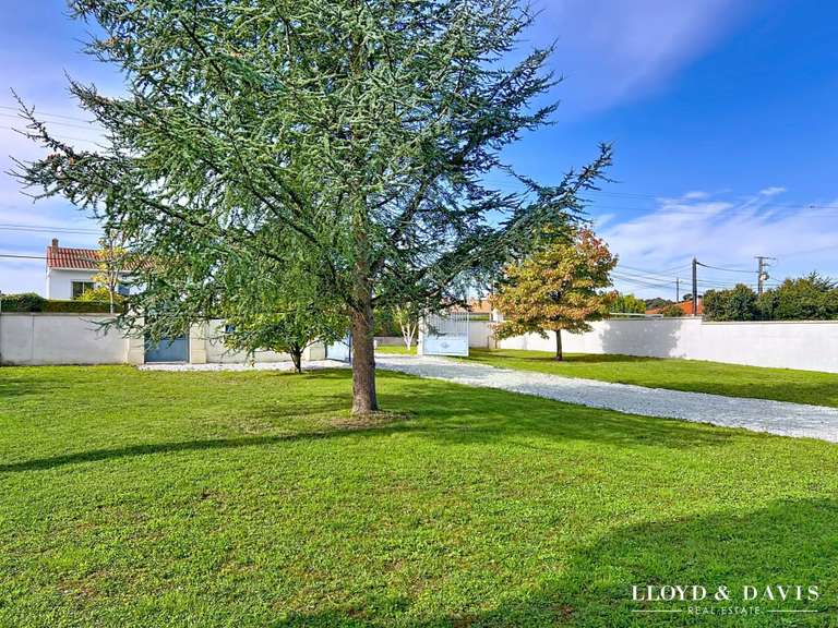 Maison Meschers-sur-Gironde - 4 chambres - 205m²