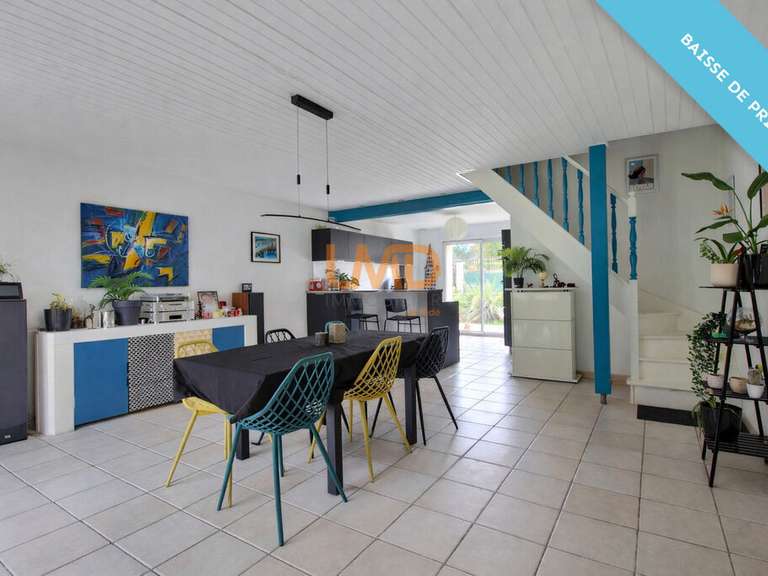 Maison Meschers-sur-Gironde - 5 chambres - 199m²