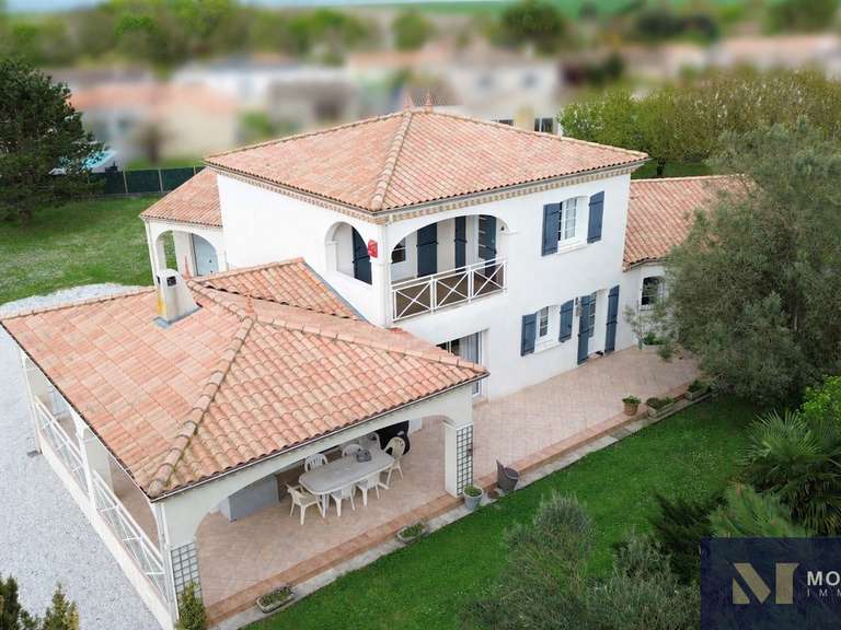 Maison Meschers-sur-Gironde - 4 chambres - 205m²