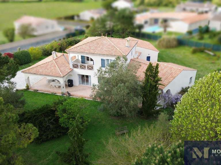 Maison Meschers-sur-Gironde - 4 chambres - 205m²