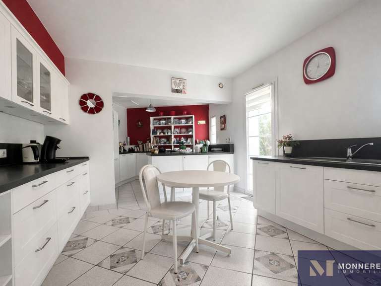Maison Meschers-sur-Gironde - 4 chambres - 205m²