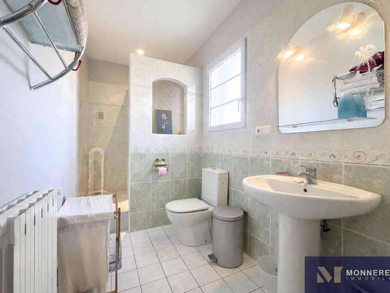 Maison Meschers-sur-Gironde - 4 chambres - 205m²