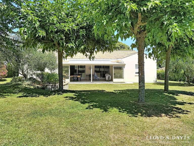 Maison Meschers-sur-Gironde - 3 chambres - 144m²