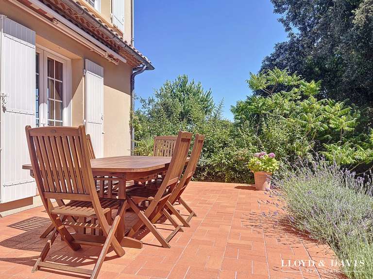 Maison Meschers-sur-Gironde - 6 chambres - 263m²