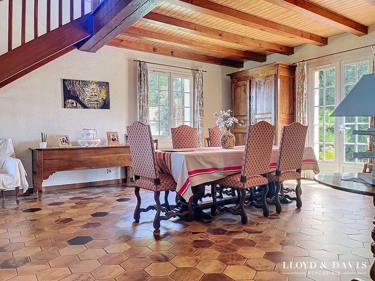 Maison Meschers-sur-Gironde - 6 chambres - 263m²