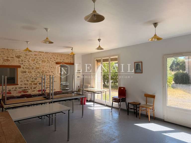 Château Meslay-du-Maine - 13 chambres - 650m²