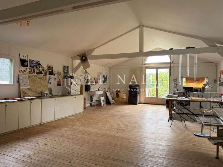 Maison Meslay-du-Maine - 4 chambres - 290m²