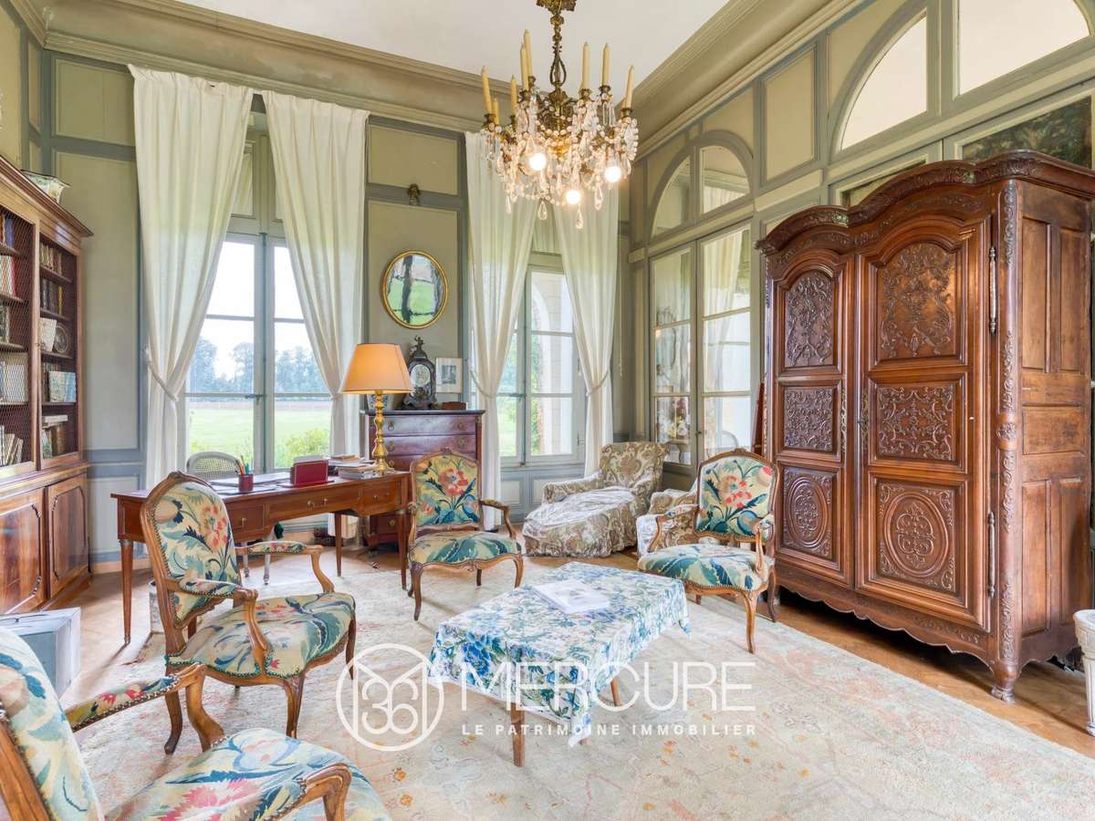 Château Mesnil-Panneville