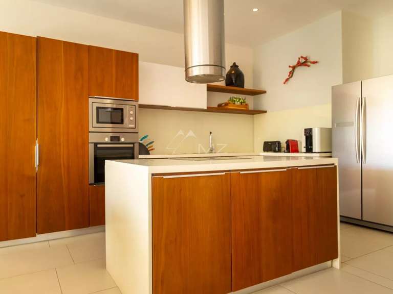 Appartement Mesquer - 3 chambres - 200m²