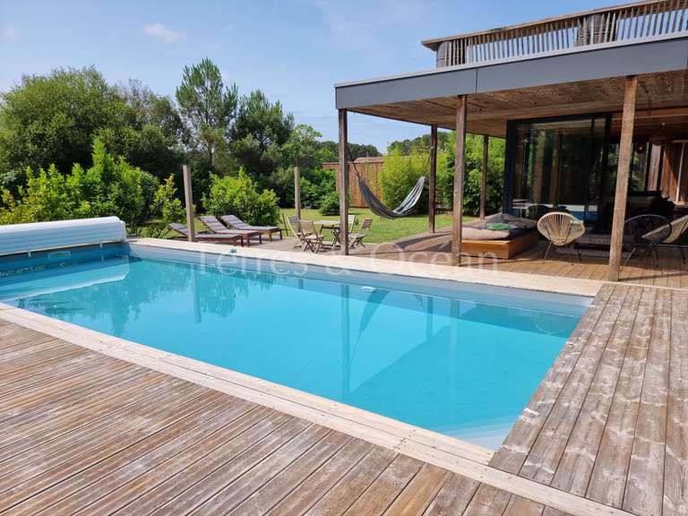 House Messanges - 5 bedrooms - 248m²