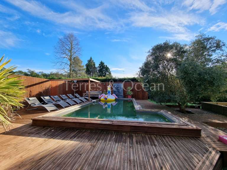 Maison Messanges - 9 chambres - 400m²