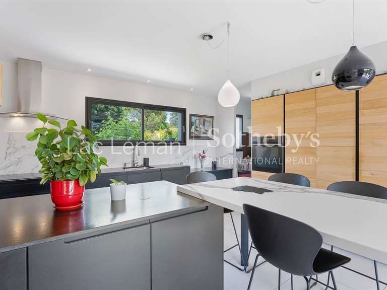 Maison Messery - 4 chambres - 180m²