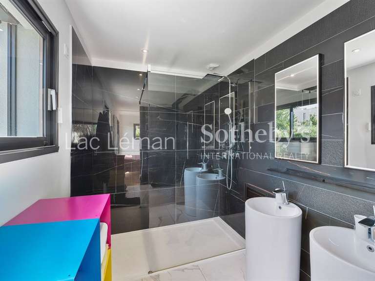 Maison Messery - 4 chambres - 180m²