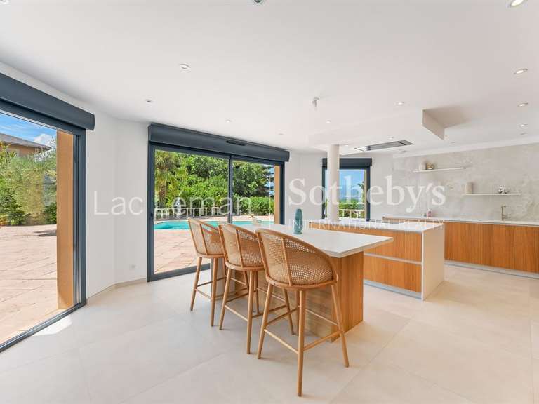 Maison Messery - 4 chambres - 210m²