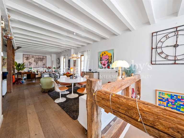 Maison Messery - 3 chambres - 181m²