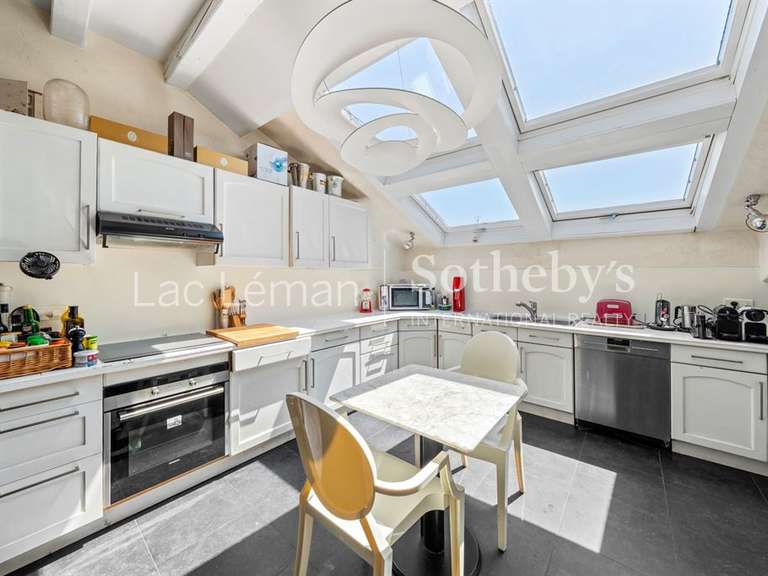 Maison Messery - 3 chambres - 181m²